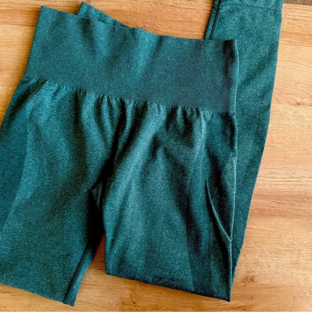 NVGTN leggings